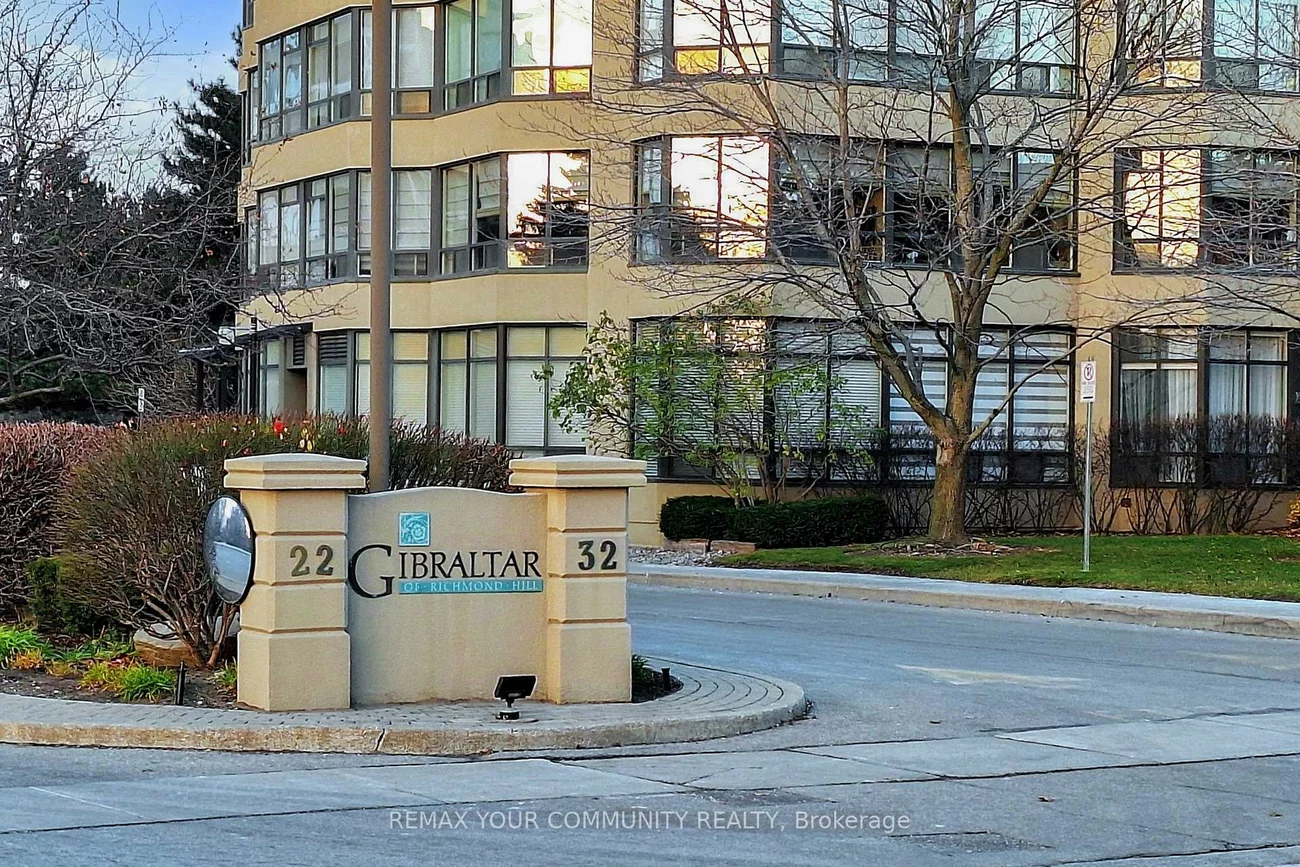 32, Clarissa, Harding, Richmond Hill