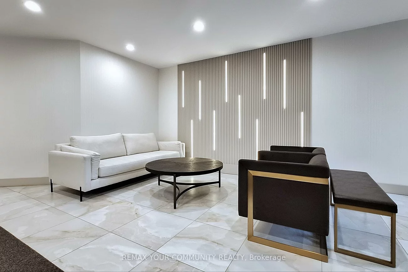 32, Clarissa, Harding, Richmond Hill