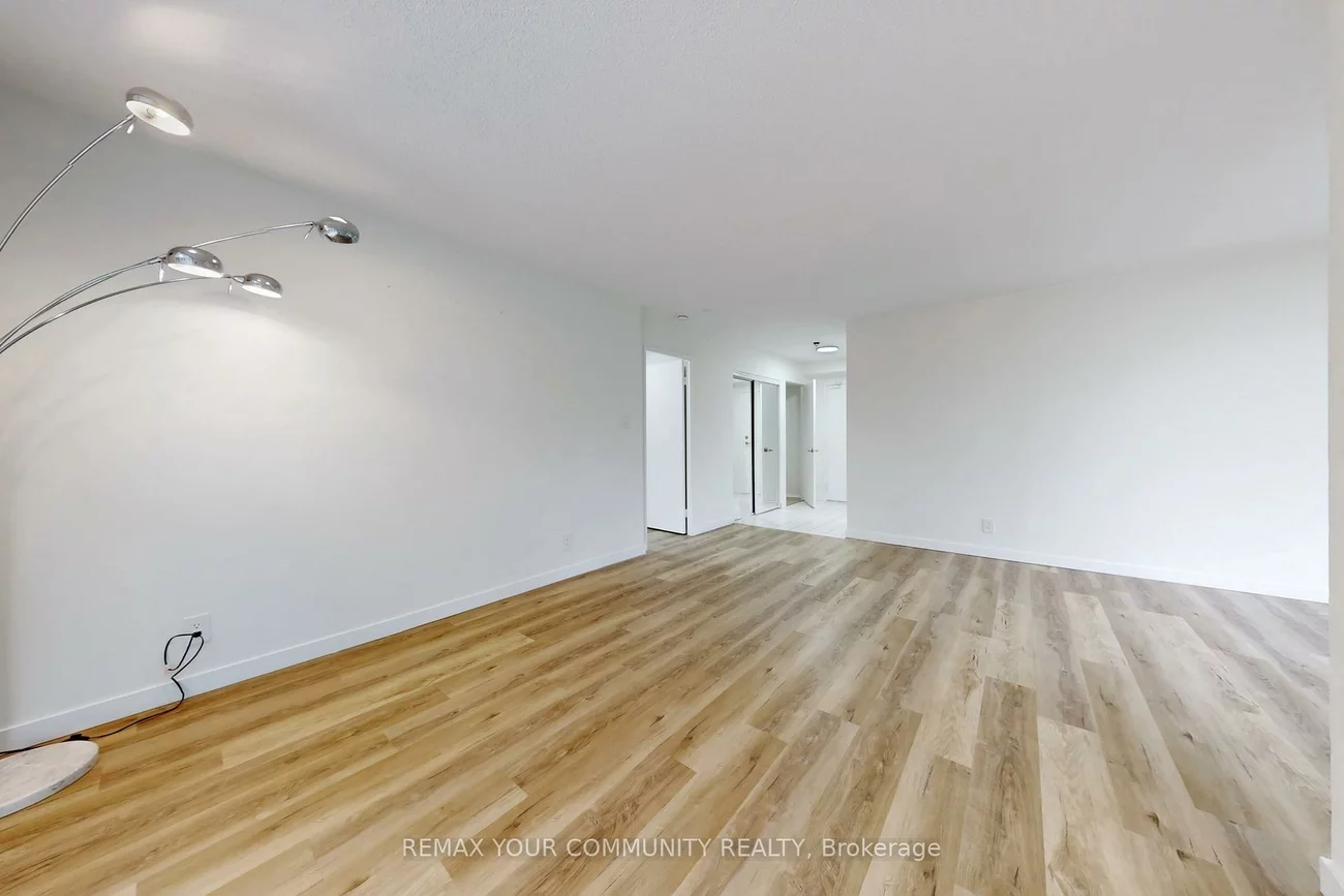 32, Clarissa, Harding, Richmond Hill