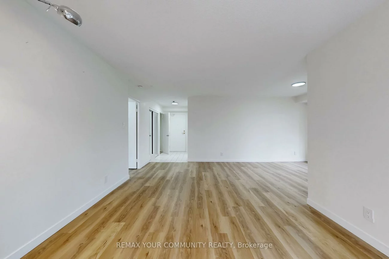 32, Clarissa, Harding, Richmond Hill