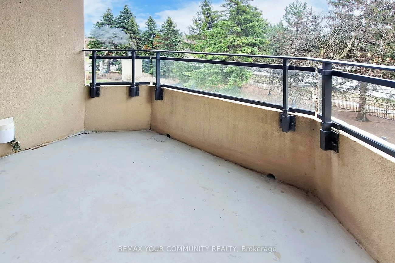 32, Clarissa, Harding, Richmond Hill