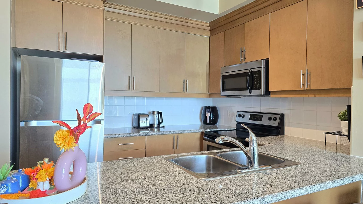 18, Harding, Harding, Richmond Hill