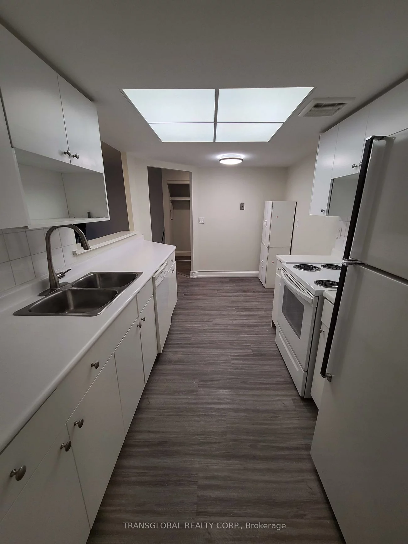 100, Observatory, Observatory, Richmond Hill