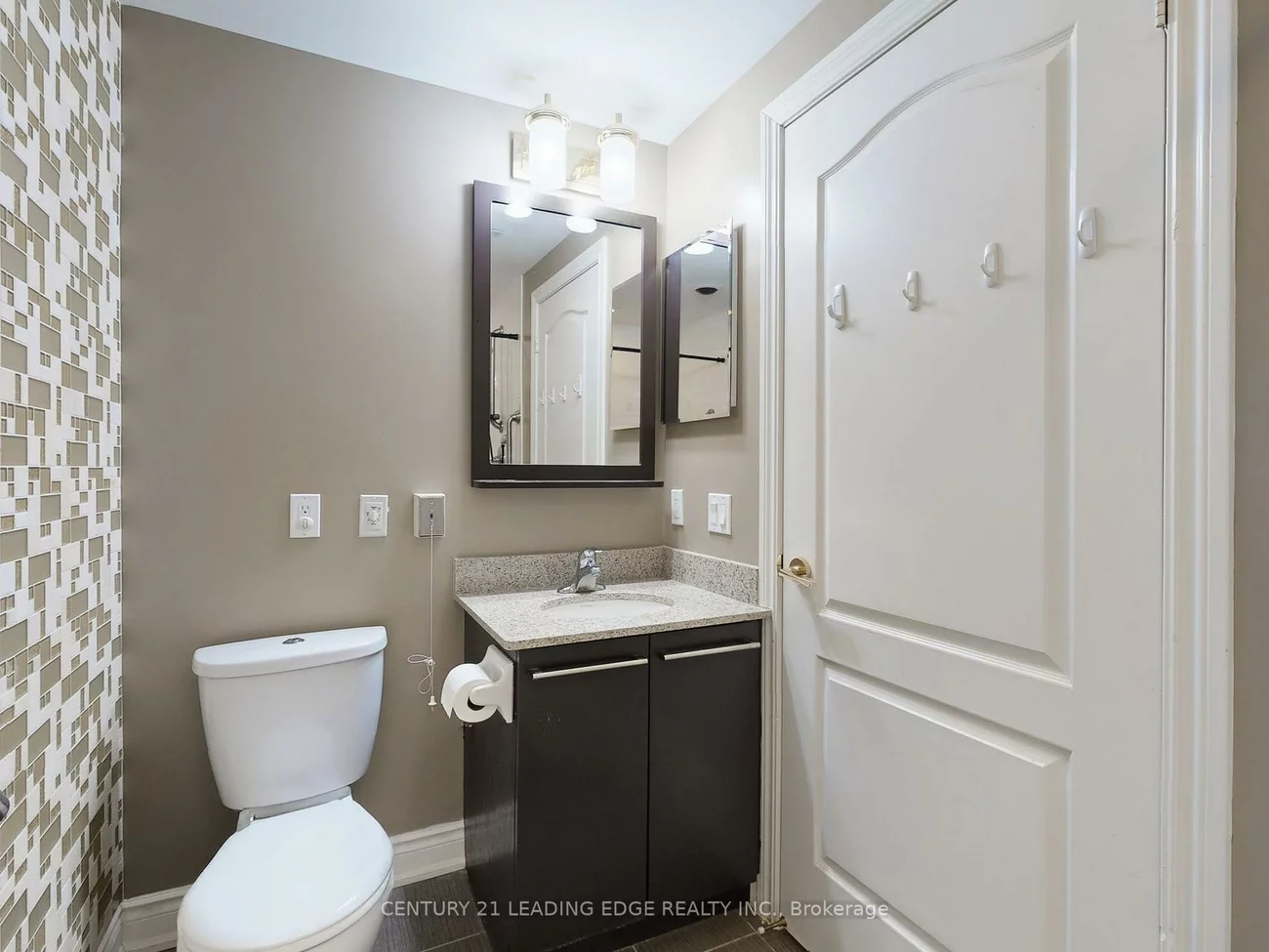 11211, Yonge, Devonsleigh, Richmond Hill