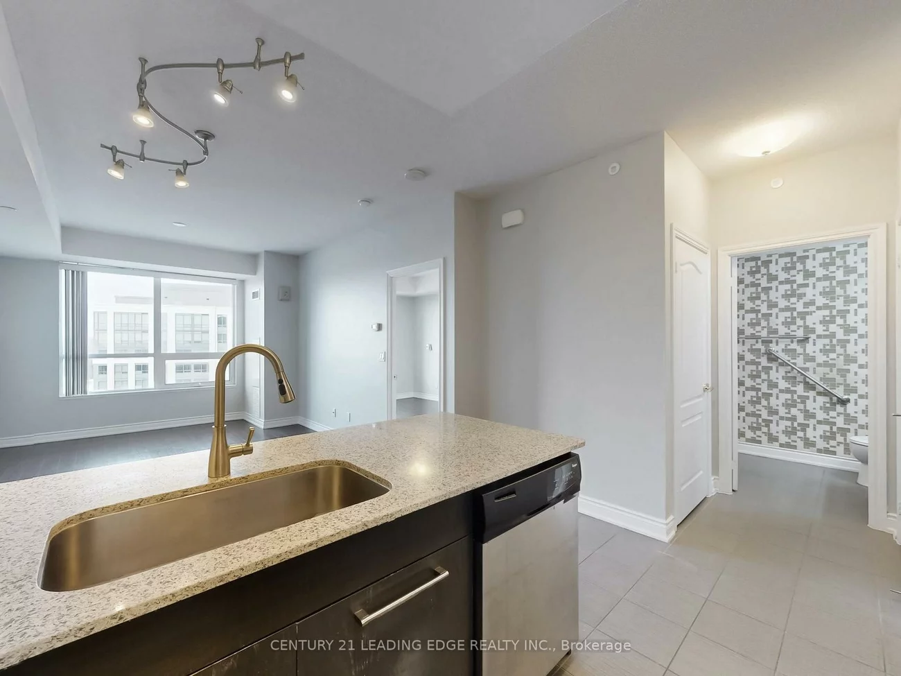 11211, Yonge, Devonsleigh, Richmond Hill