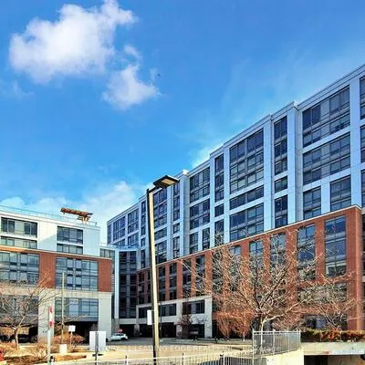 11211, Yonge, Devonsleigh, Richmond Hill