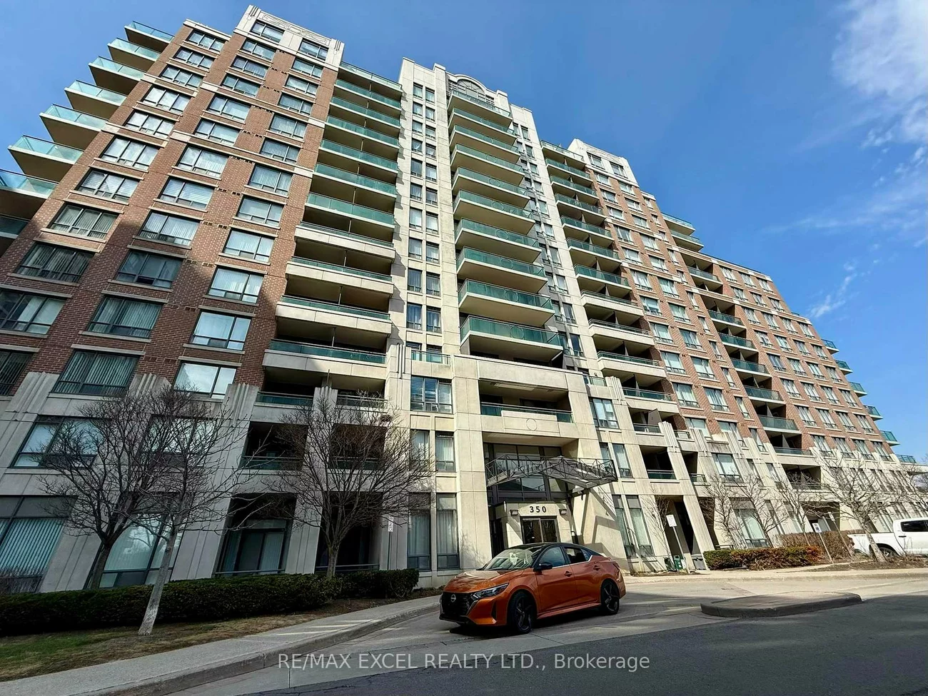 350, Red Maple, Langstaff, Richmond Hill