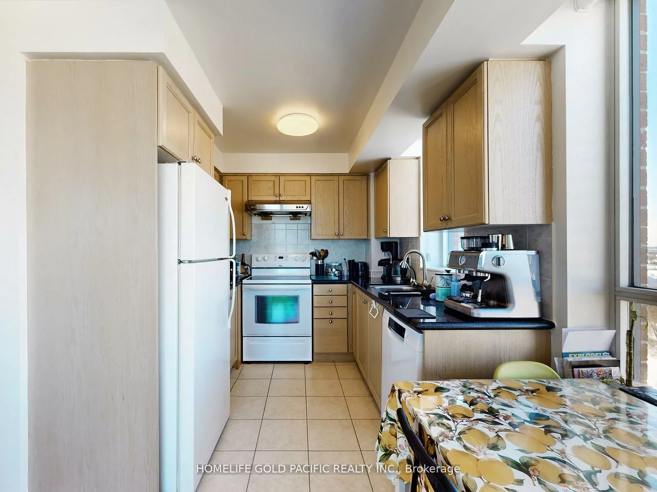 350, Red Maple, Langstaff, Richmond Hill