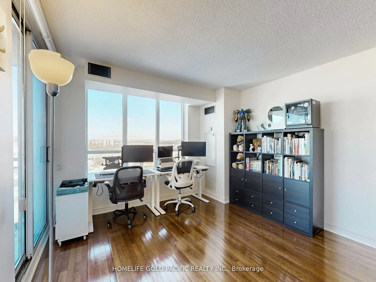 350, Red Maple, Langstaff, Richmond Hill