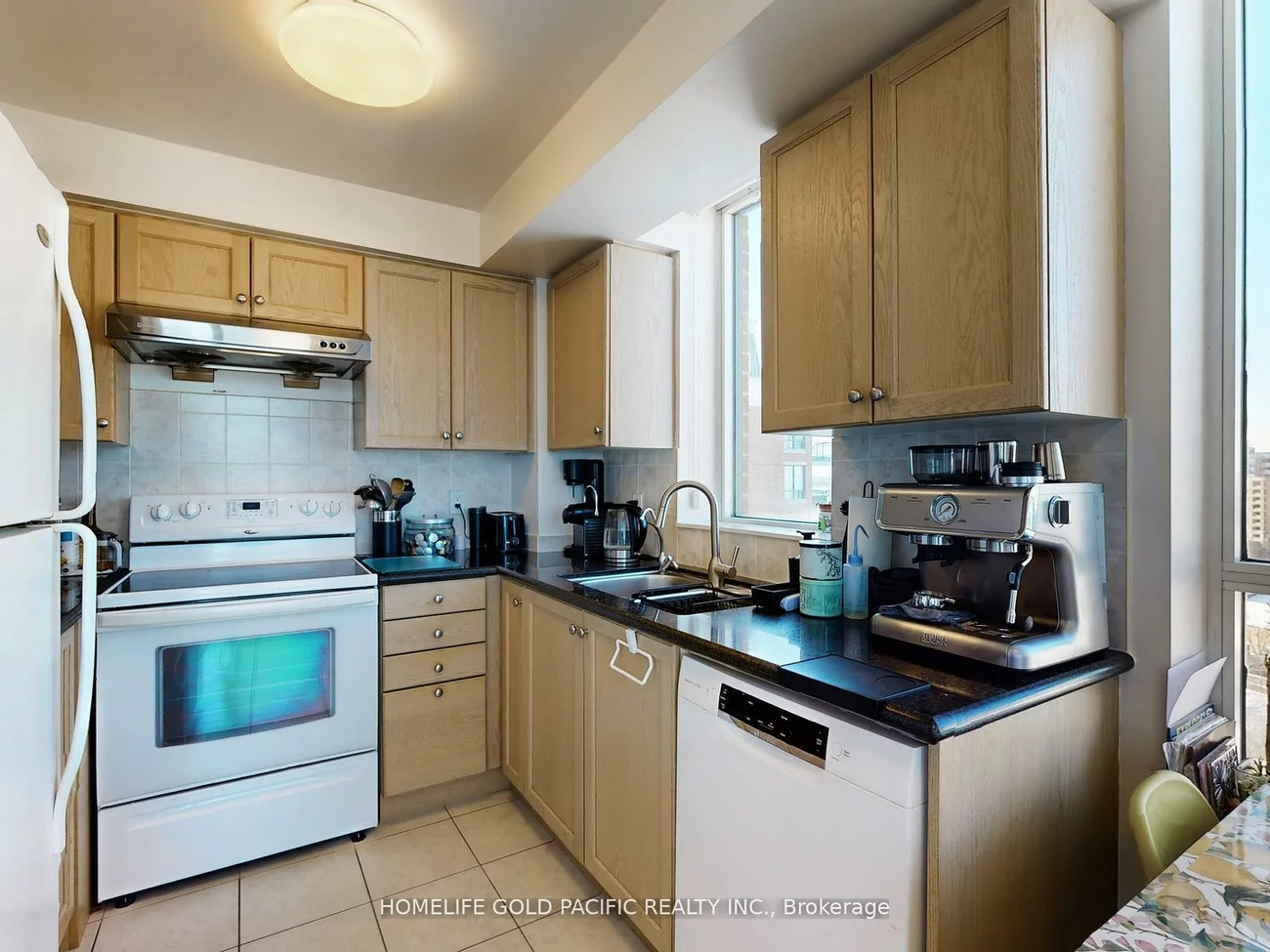 350, Red Maple, Langstaff, Richmond Hill