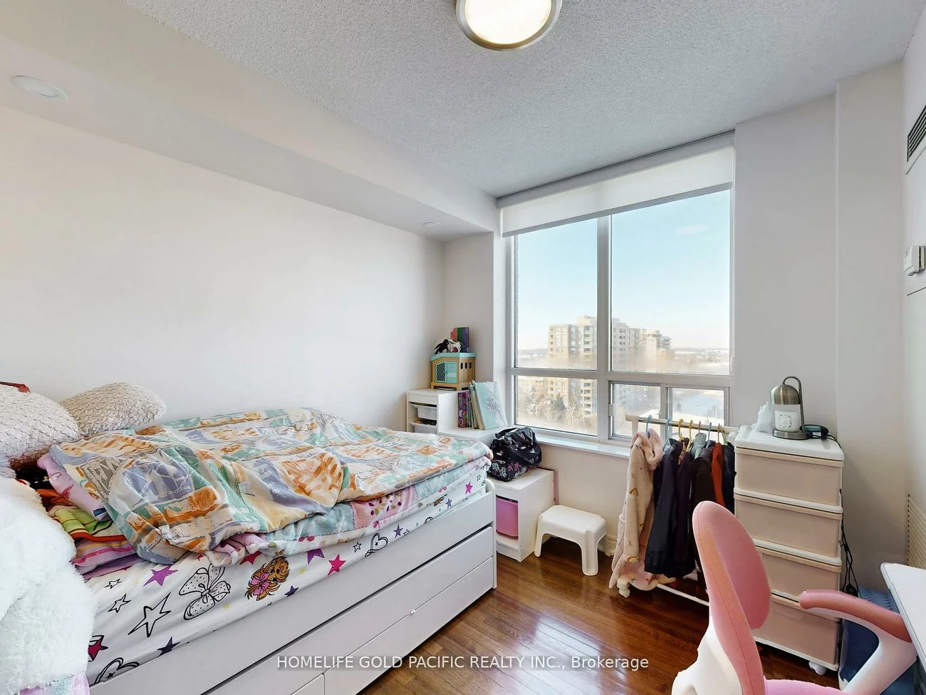 350, Red Maple, Langstaff, Richmond Hill