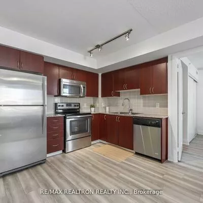 372, Highway 7, Doncrest, Richmond Hill