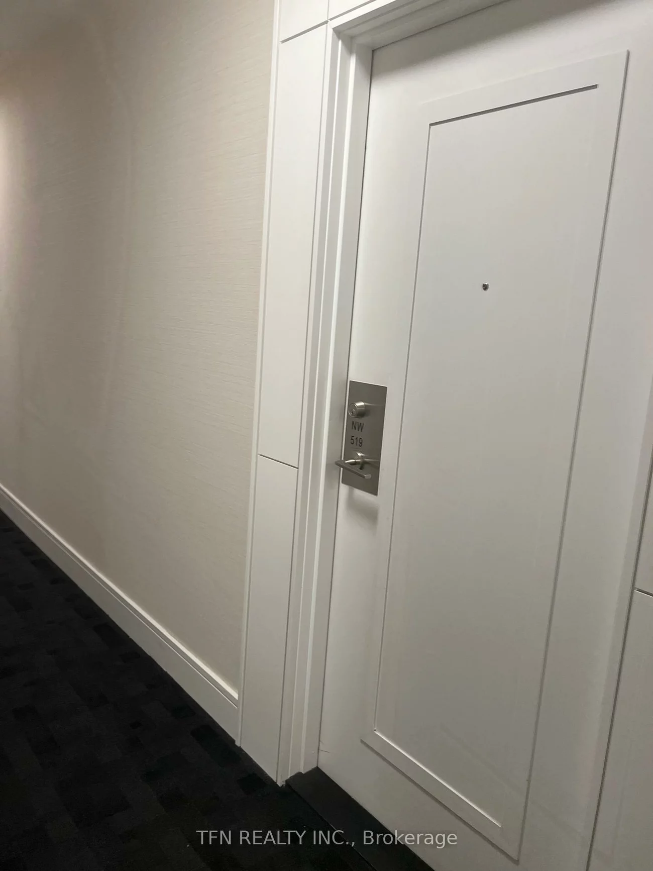 9201, yonge, Langstaff, Richmond Hill