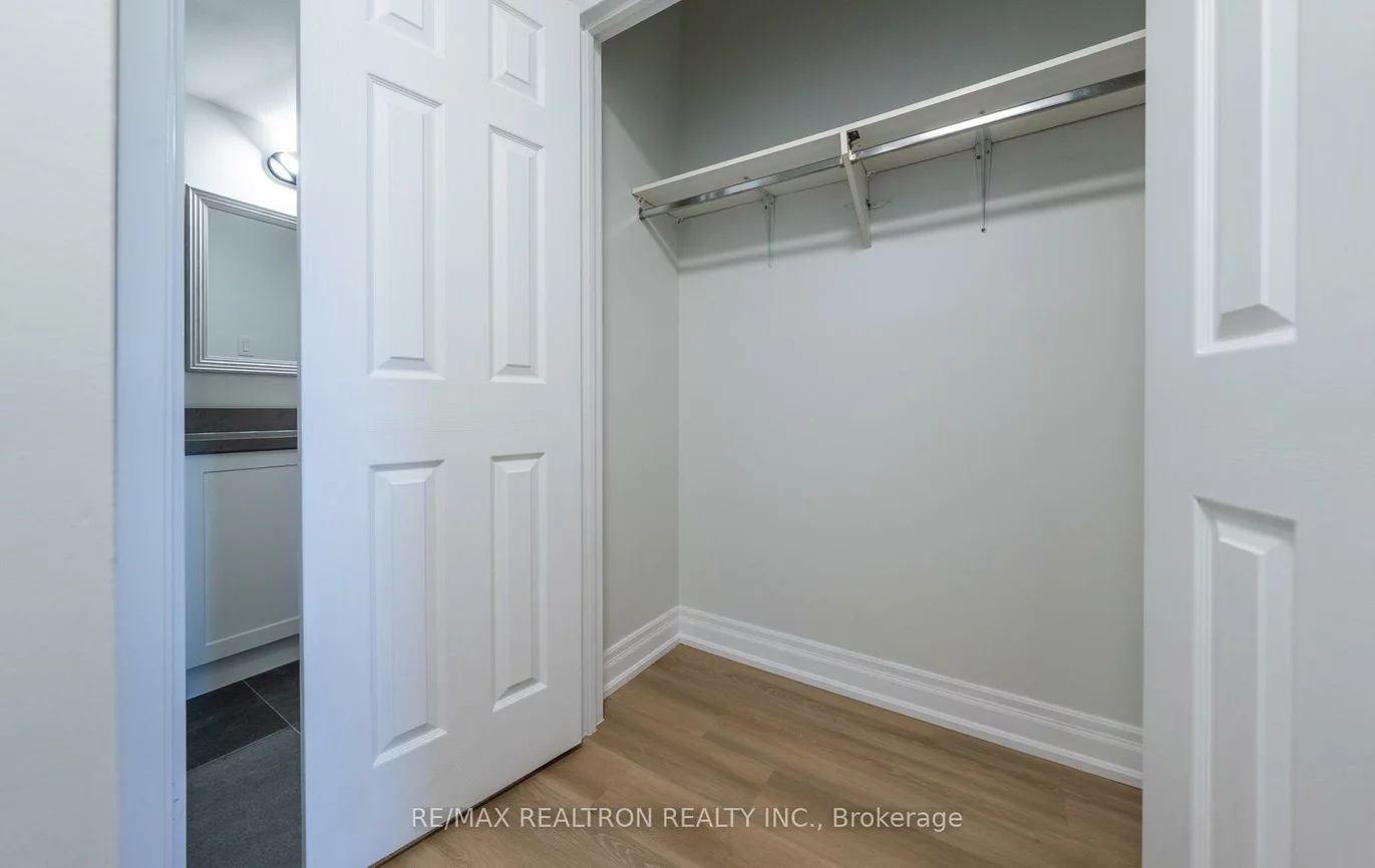 9, Chalmers, Doncrest, Richmond Hill