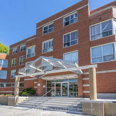 9, Chalmers, Doncrest, Richmond Hill