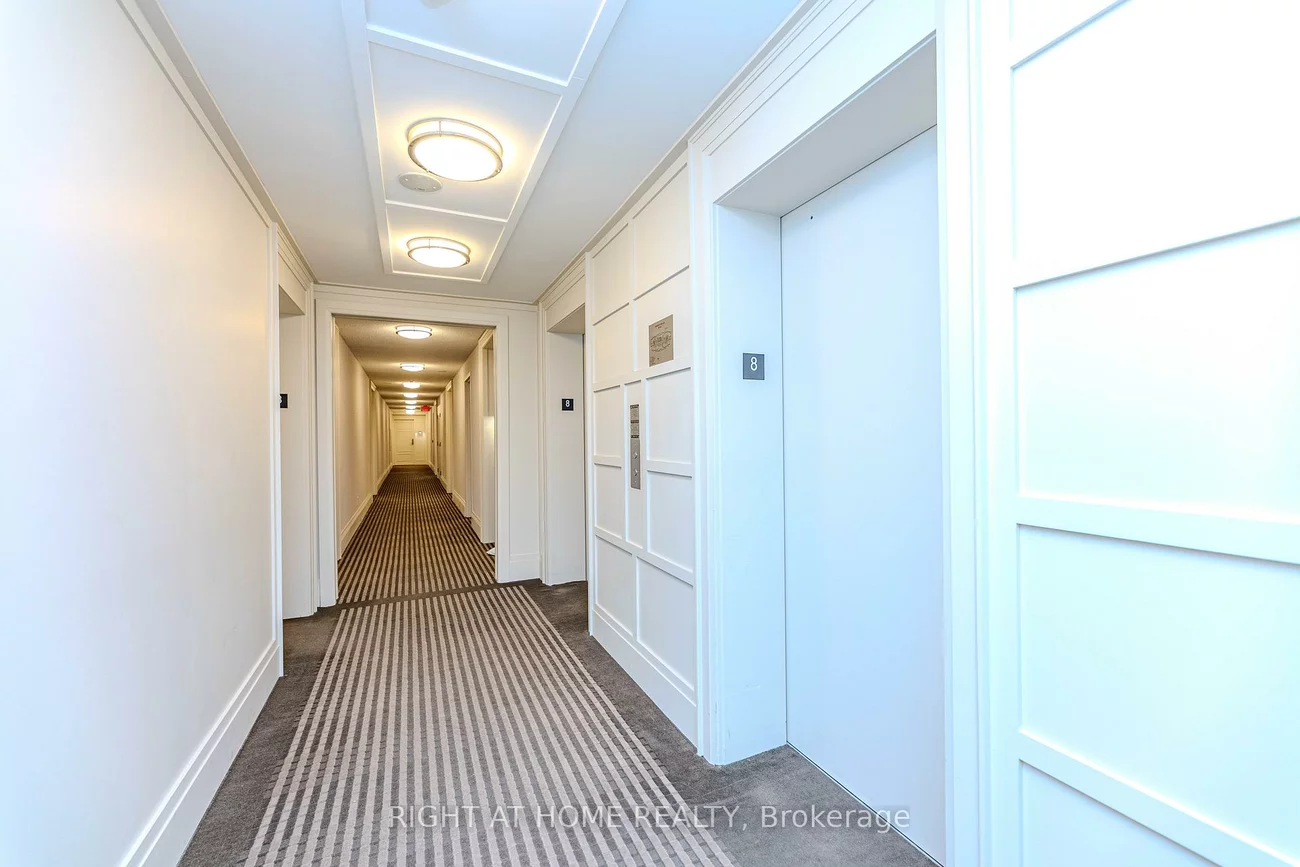 330, Red Maple, Langstaff, Richmond Hill