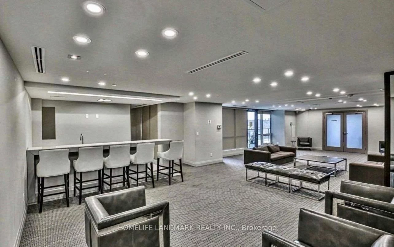 9088, Yonge, South Richvale, Richmond Hill