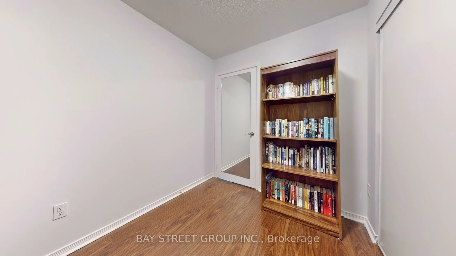 39, Oneida, Langstaff, Richmond Hill