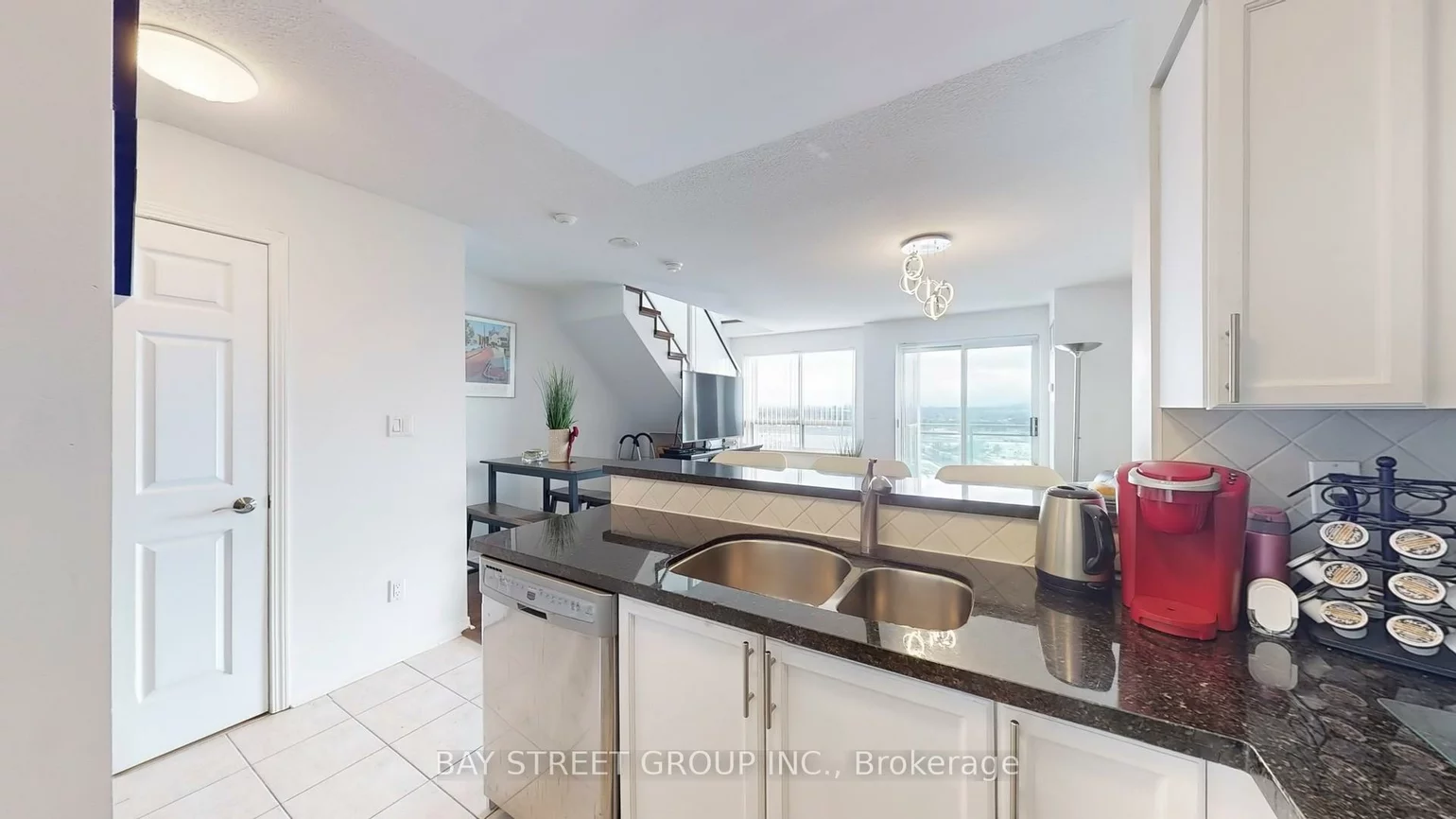 39, Oneida, Langstaff, Richmond Hill