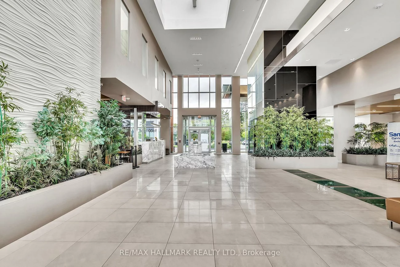 9600, Yonge, North Richvale, Richmond Hill