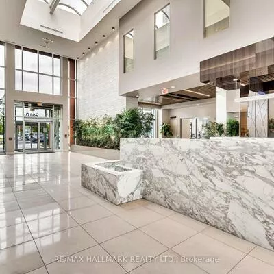 9600, Yonge, North Richvale, Richmond Hill