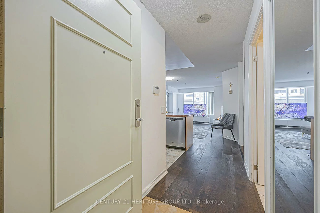 310, Red Maple, Langstaff, Richmond Hill
