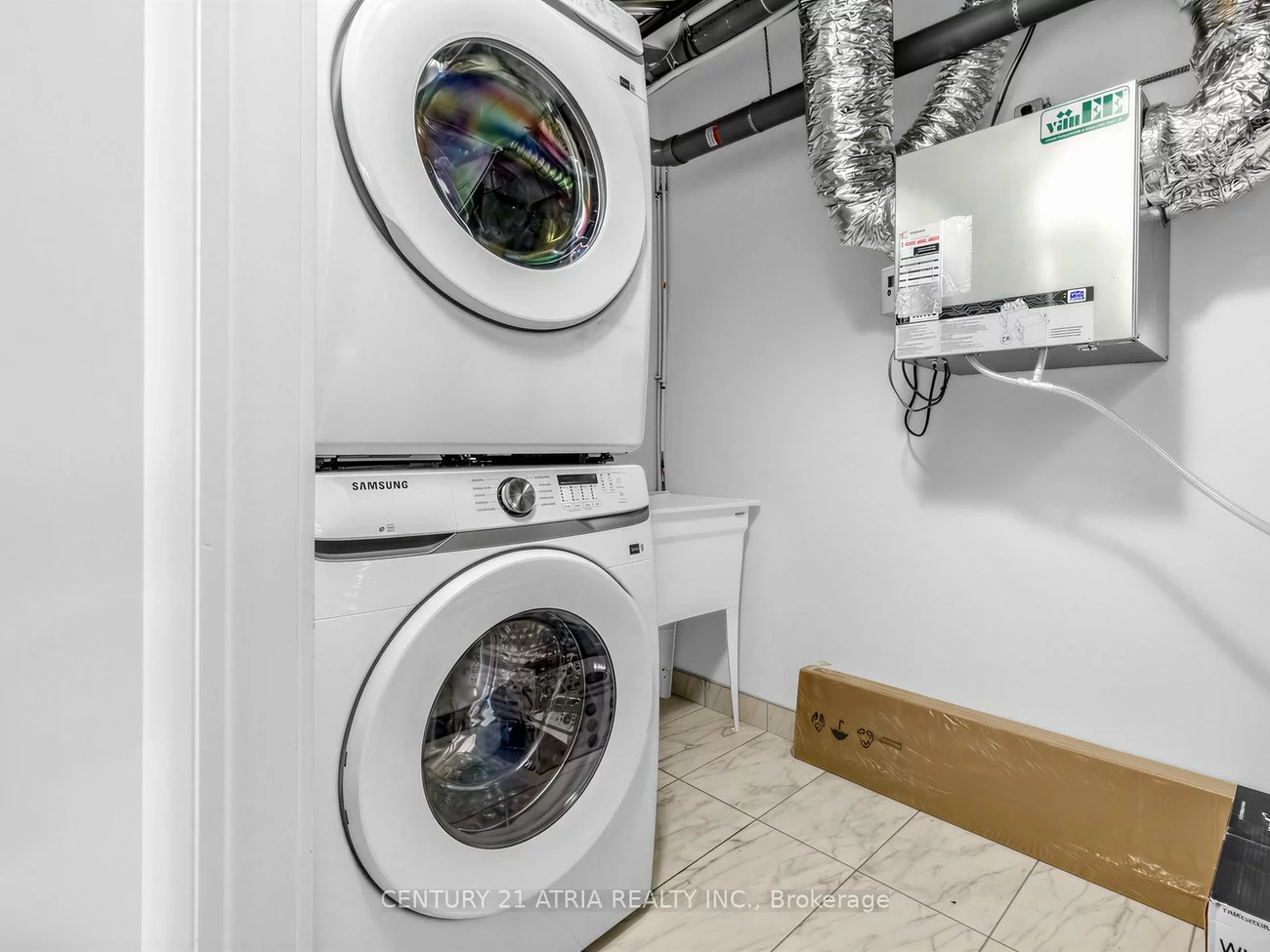 58, Elizabeth, Mill Pond, Richmond Hill