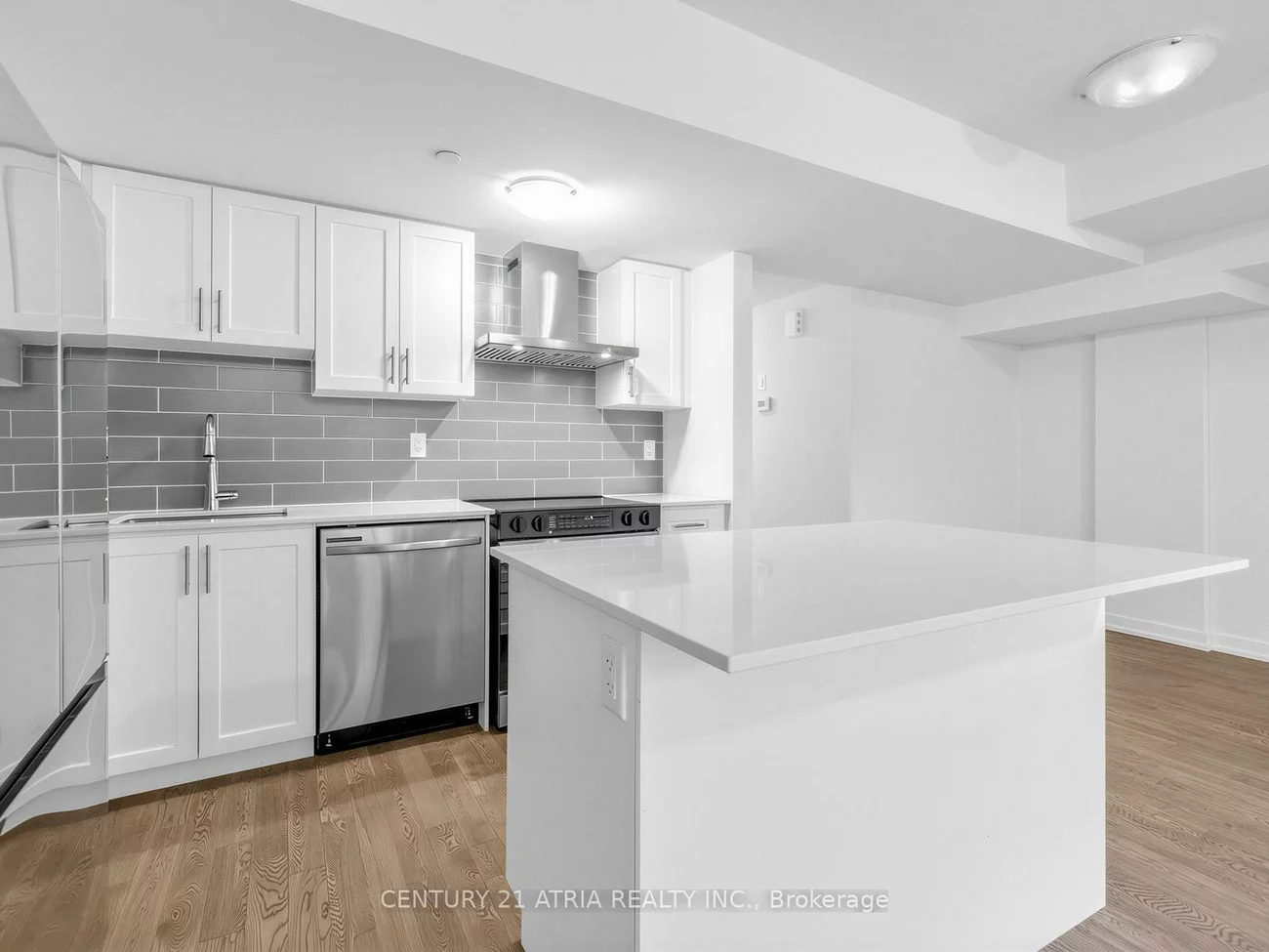 58, Elizabeth, Mill Pond, Richmond Hill