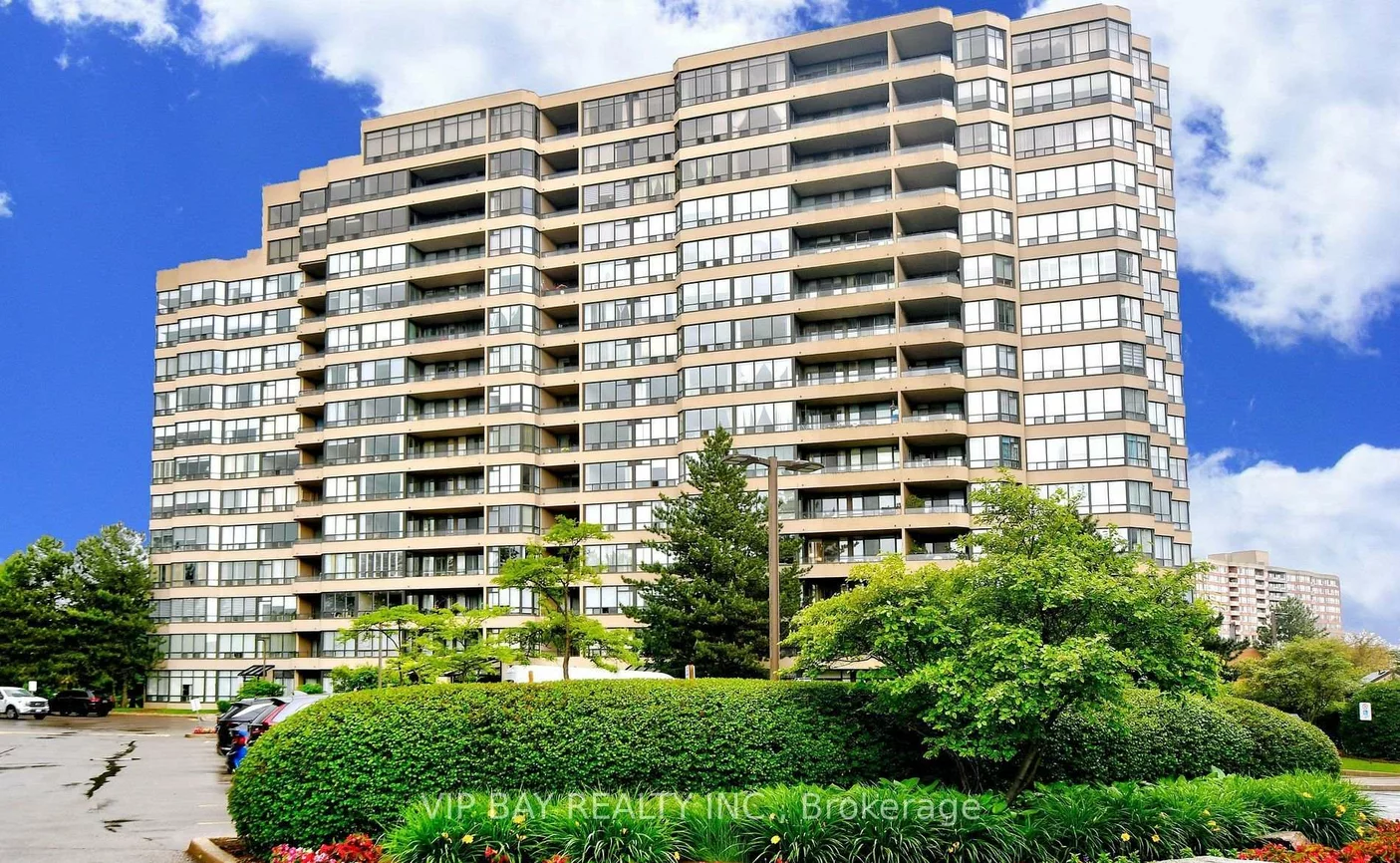 32, Clarissa, Harding, Richmond Hill