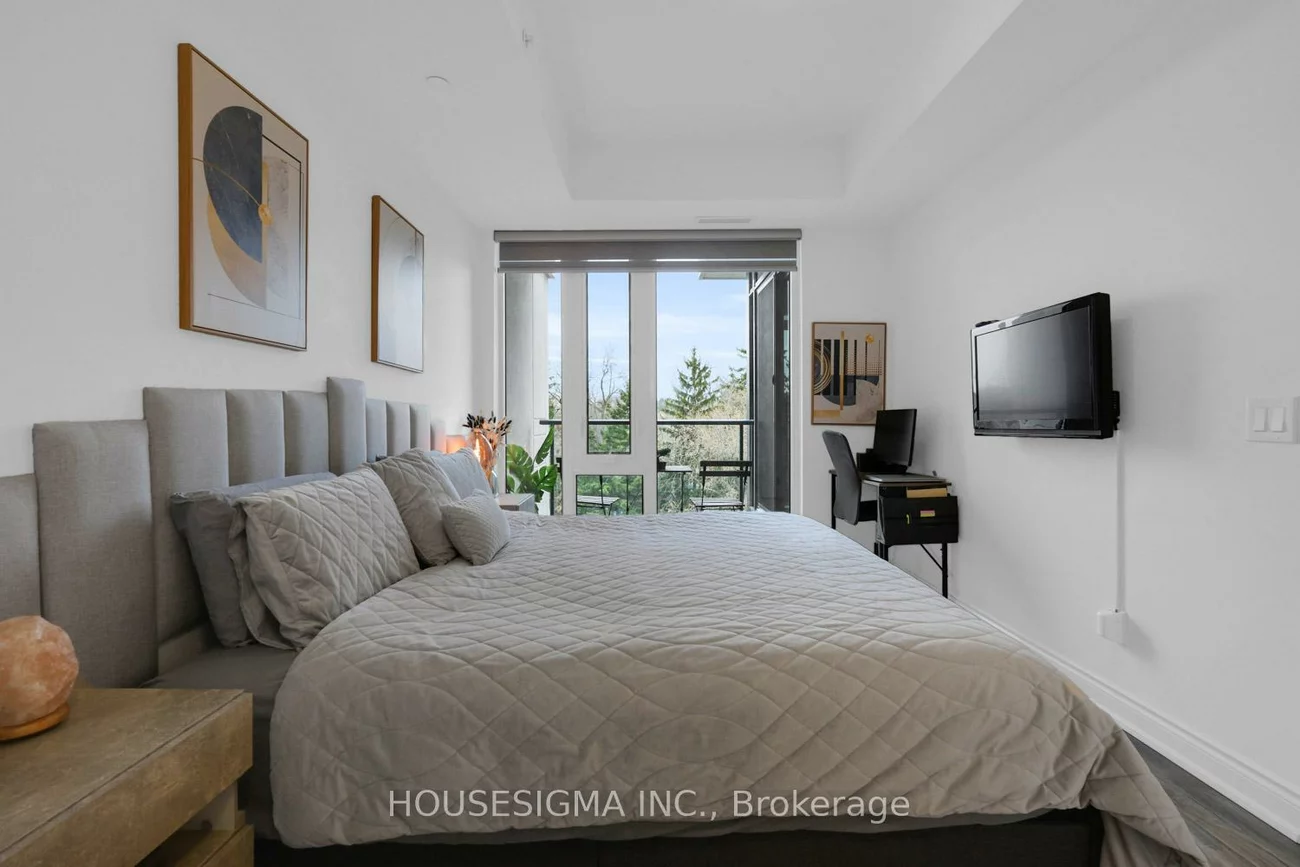 9618, Yonge, North Richvale, Richmond Hill
