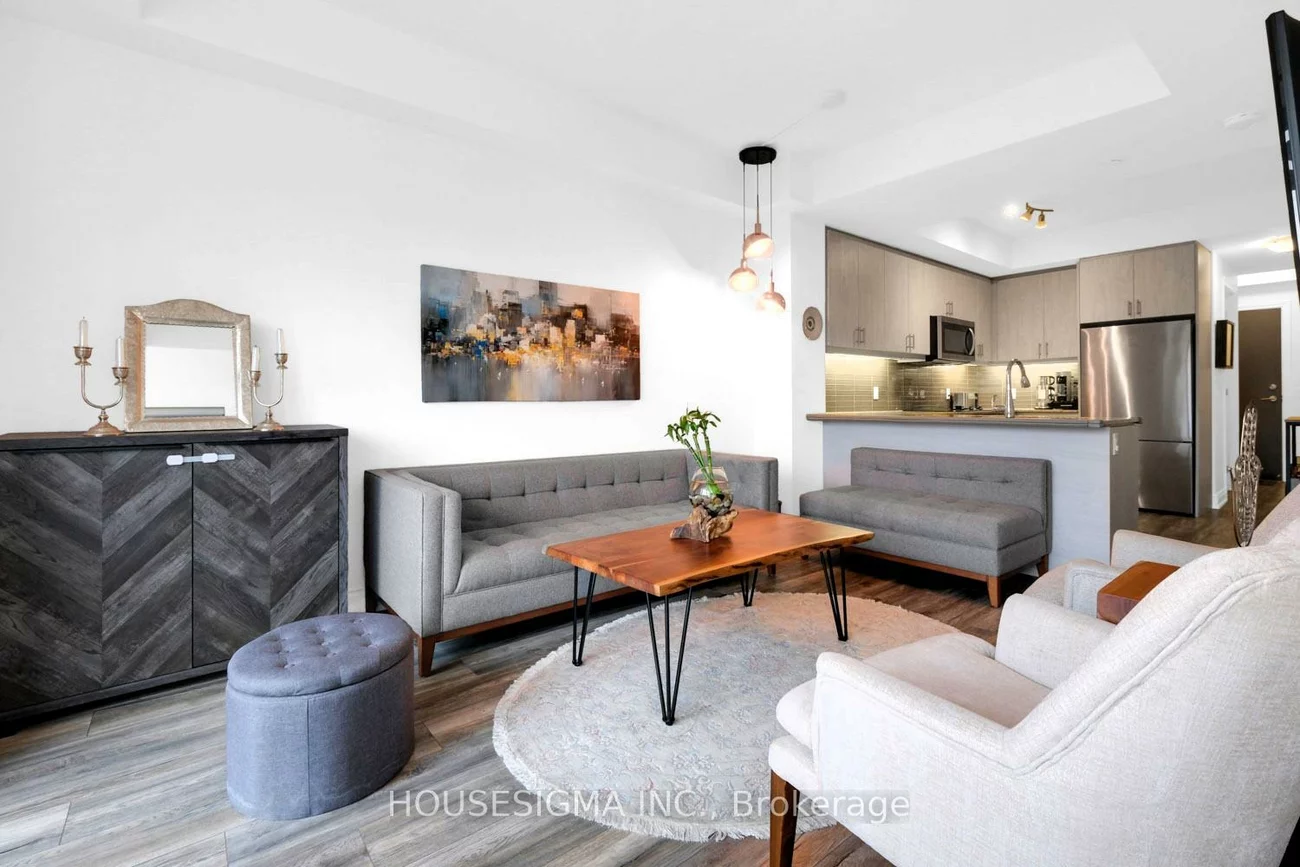 9618, Yonge, North Richvale, Richmond Hill