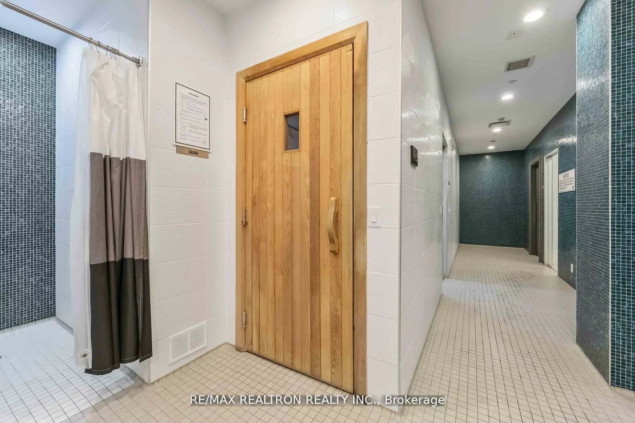 372, Highway 7, Doncrest, Richmond Hill