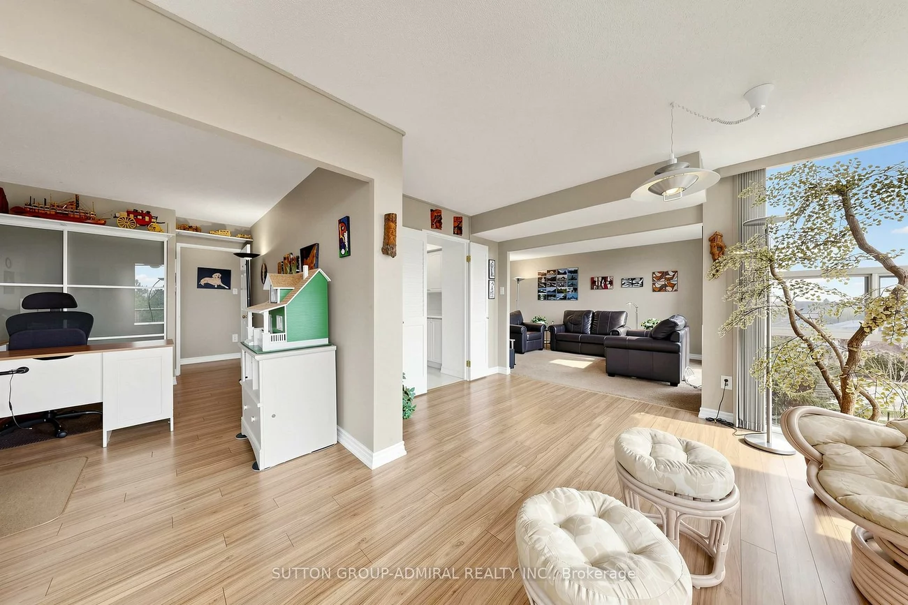 40, Harding, North Richvale, Richmond Hill