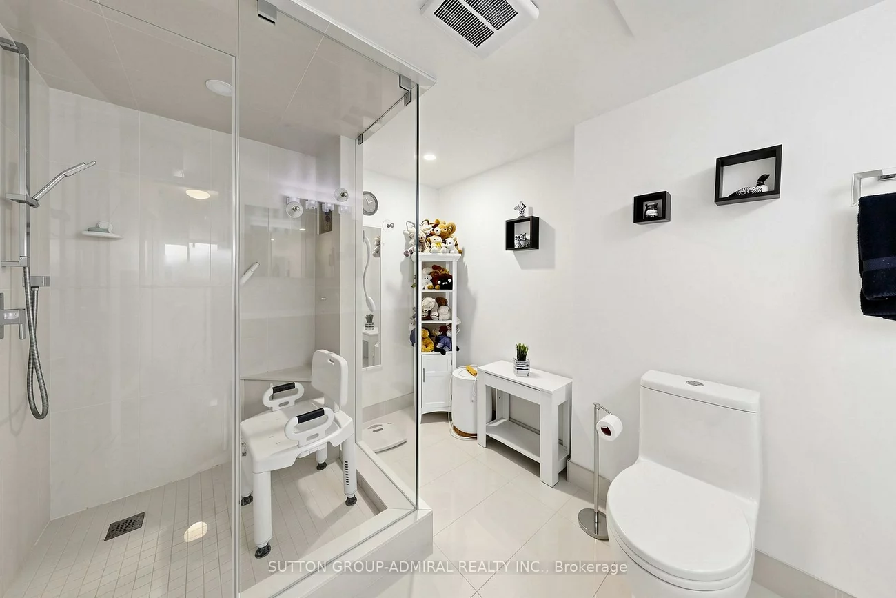 40, Harding, North Richvale, Richmond Hill