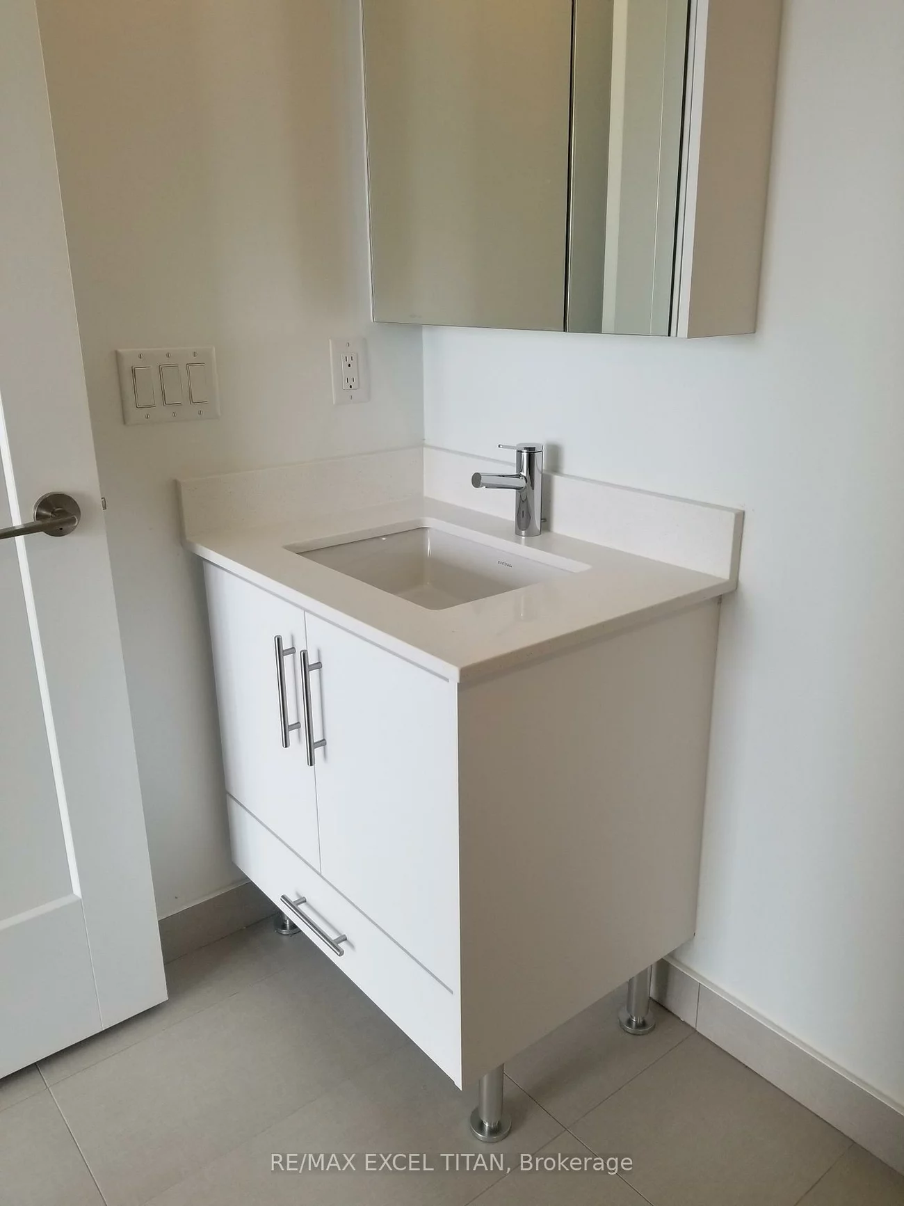 105, Oneida, Langstaff, Richmond Hill