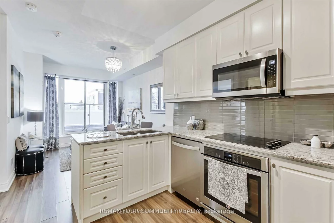 9618, Yonge, North Richvale, Richmond Hill