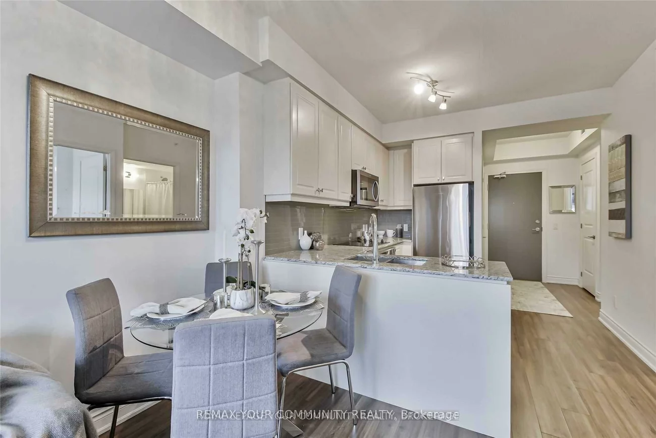 9618, Yonge, North Richvale, Richmond Hill