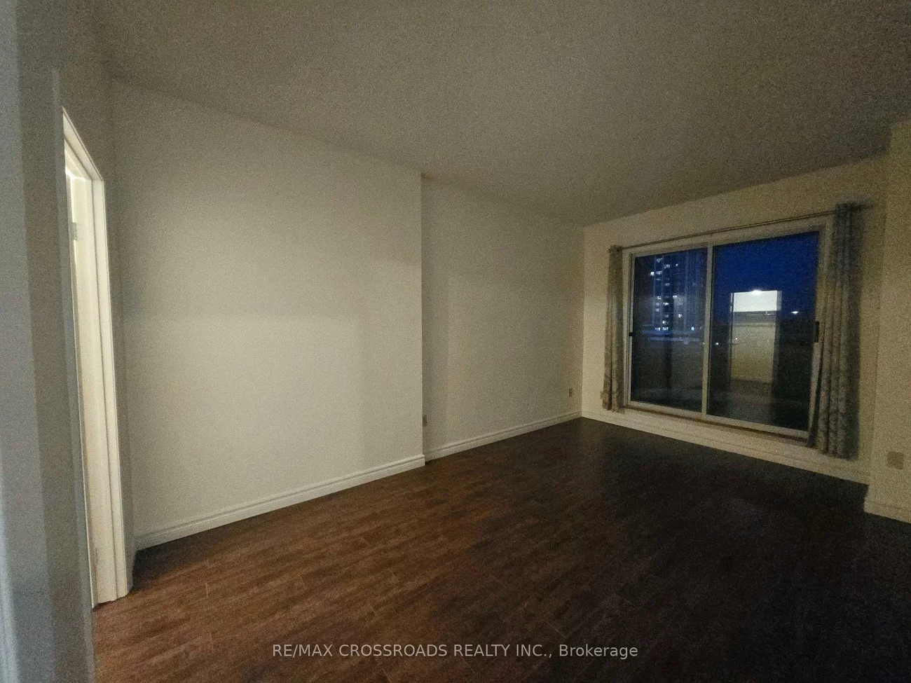 9, Chalmers, Doncrest, Richmond Hill