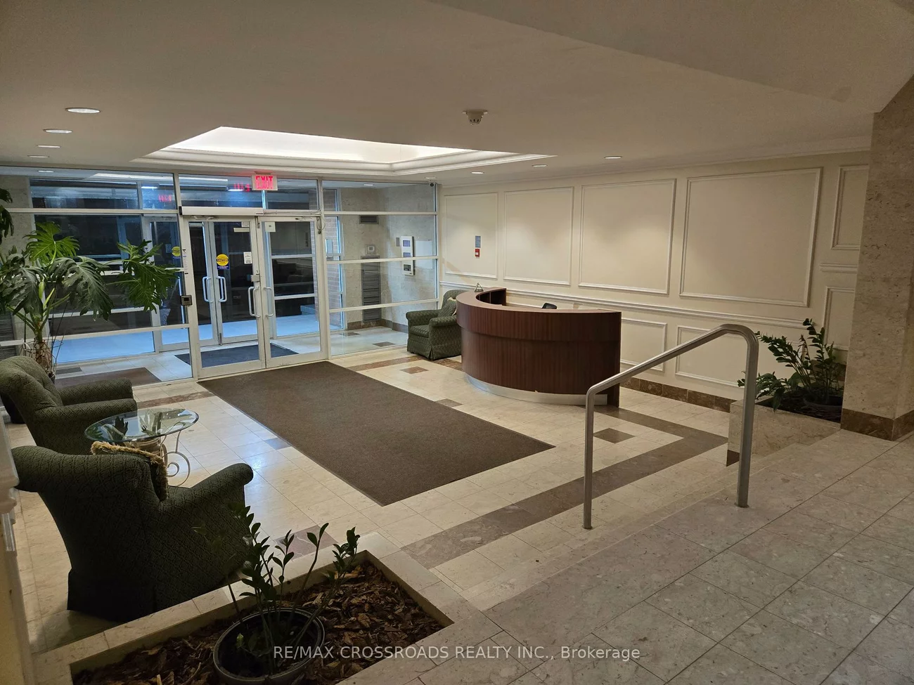 9, Chalmers, Doncrest, Richmond Hill