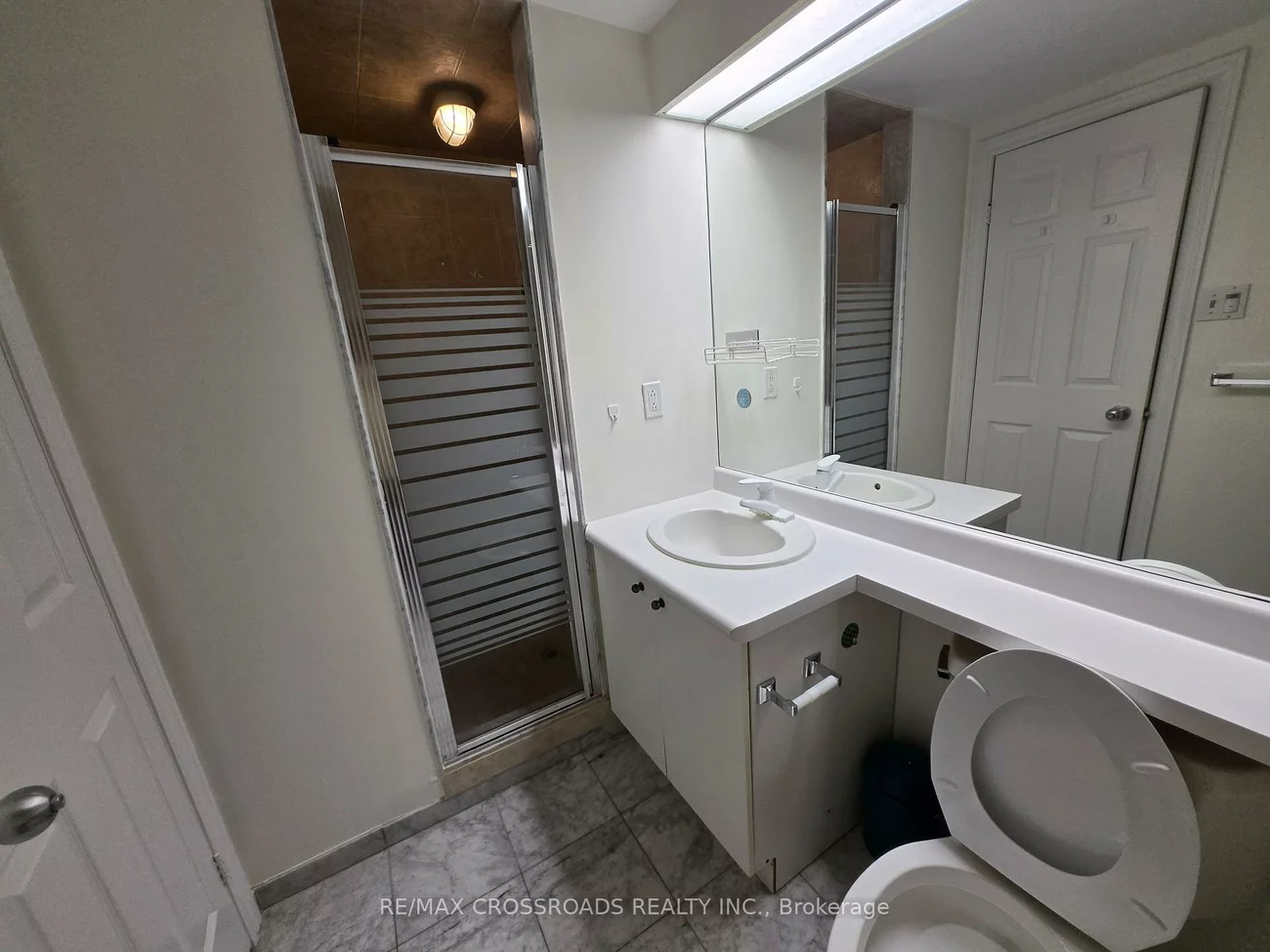 9, Chalmers, Doncrest, Richmond Hill