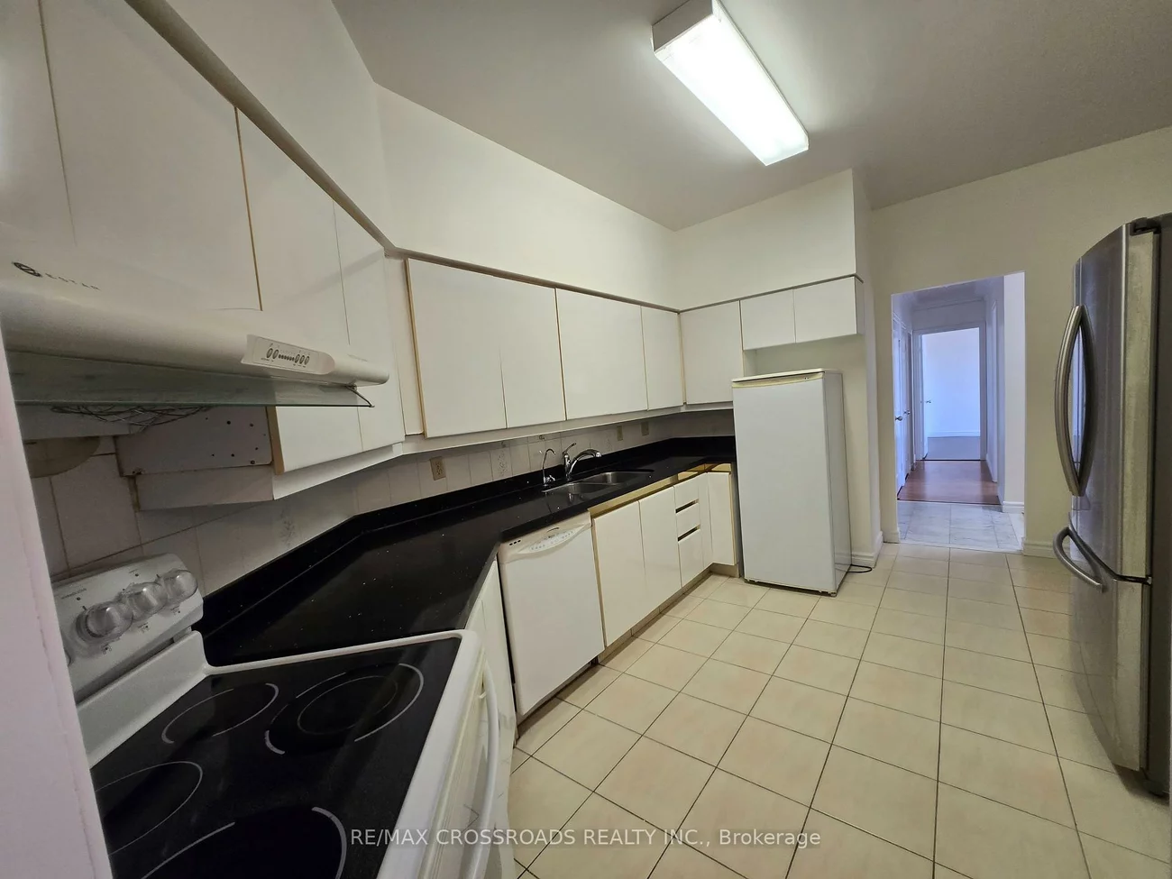 9, Chalmers, Doncrest, Richmond Hill