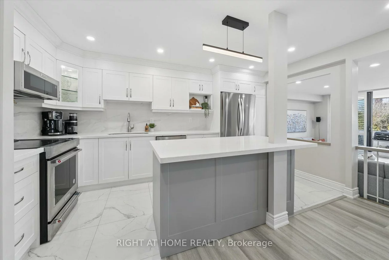 70, Baif, North Richvale, Richmond Hill