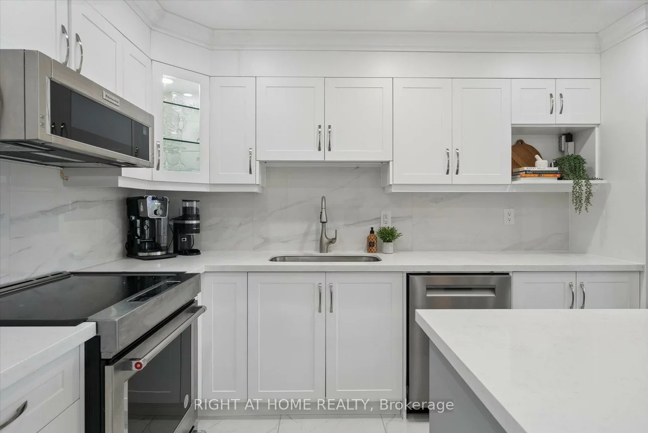 70, Baif, North Richvale, Richmond Hill