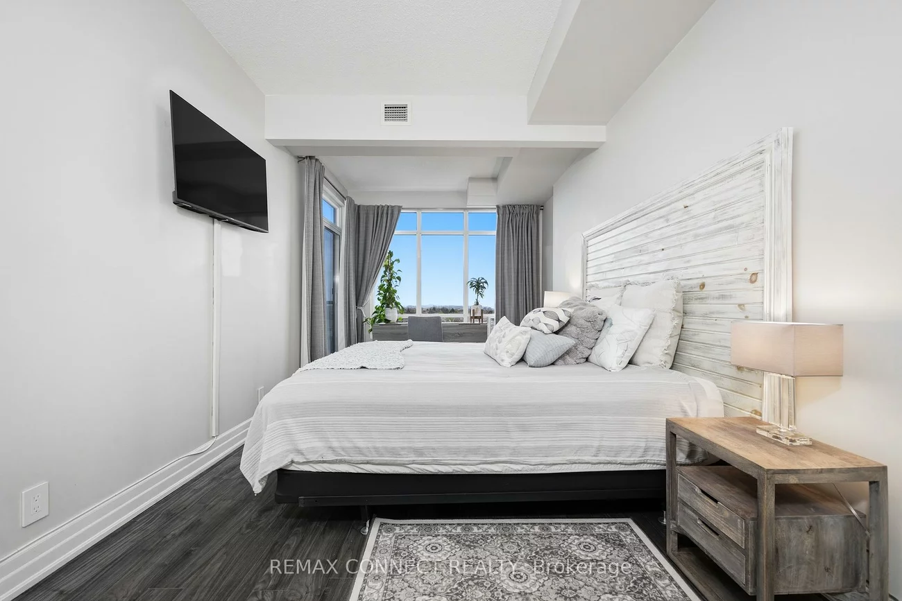 11121, Yonge, Devonsleigh, Richmond Hill