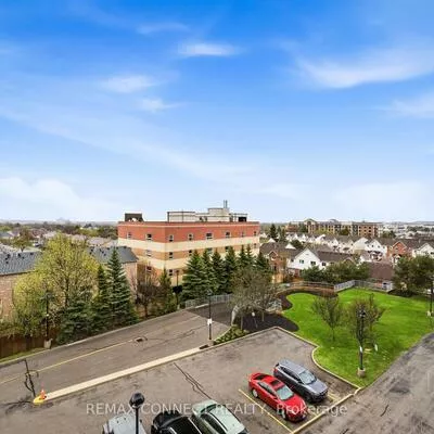 11121, Yonge, Devonsleigh, Richmond Hill
