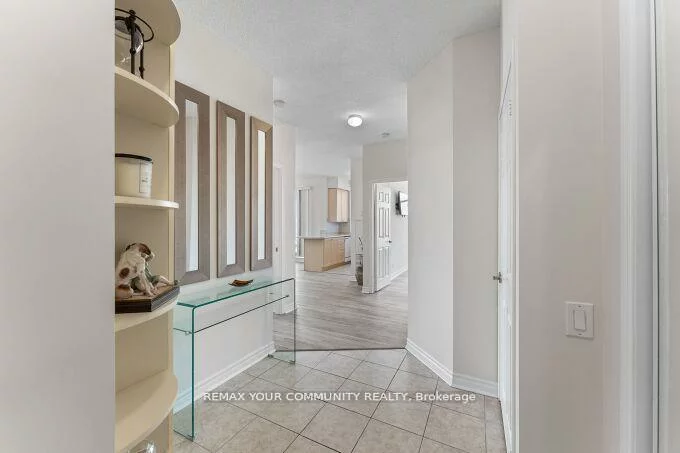 11121, Yonge, Devonsleigh, Richmond Hill
