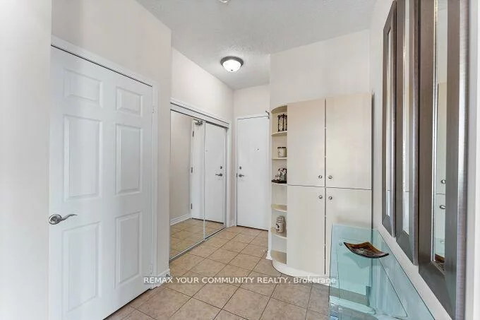 11121, Yonge, Devonsleigh, Richmond Hill