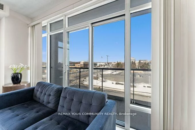 11121, Yonge, Devonsleigh, Richmond Hill