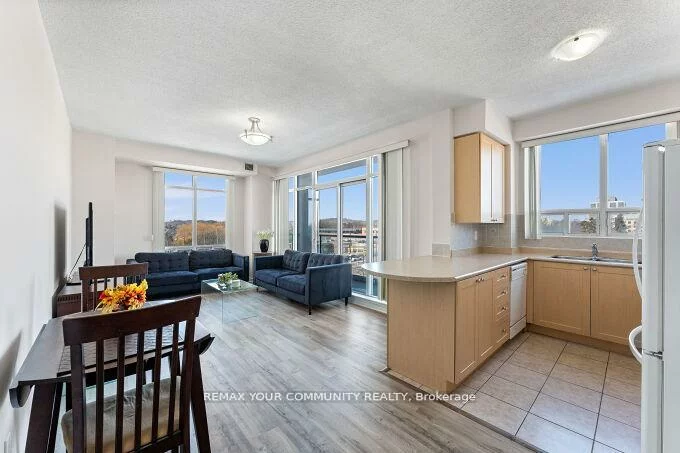 11121, Yonge, Devonsleigh, Richmond Hill