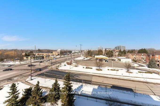 11121, Yonge, Devonsleigh, Richmond Hill
